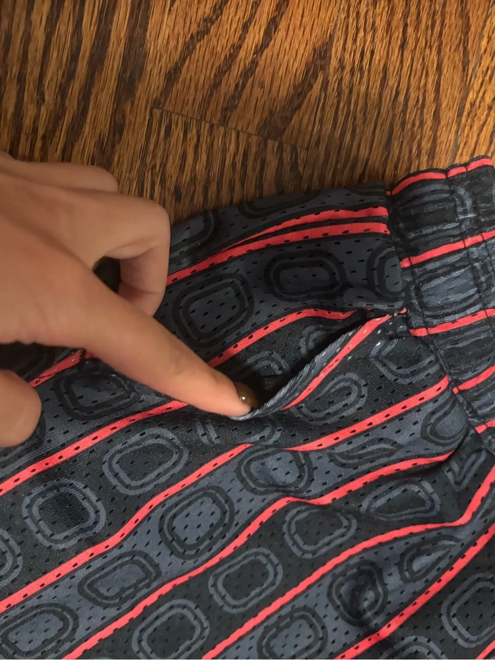 Overtime Boys Black & Red Patterned Athletic Shorts Size Large